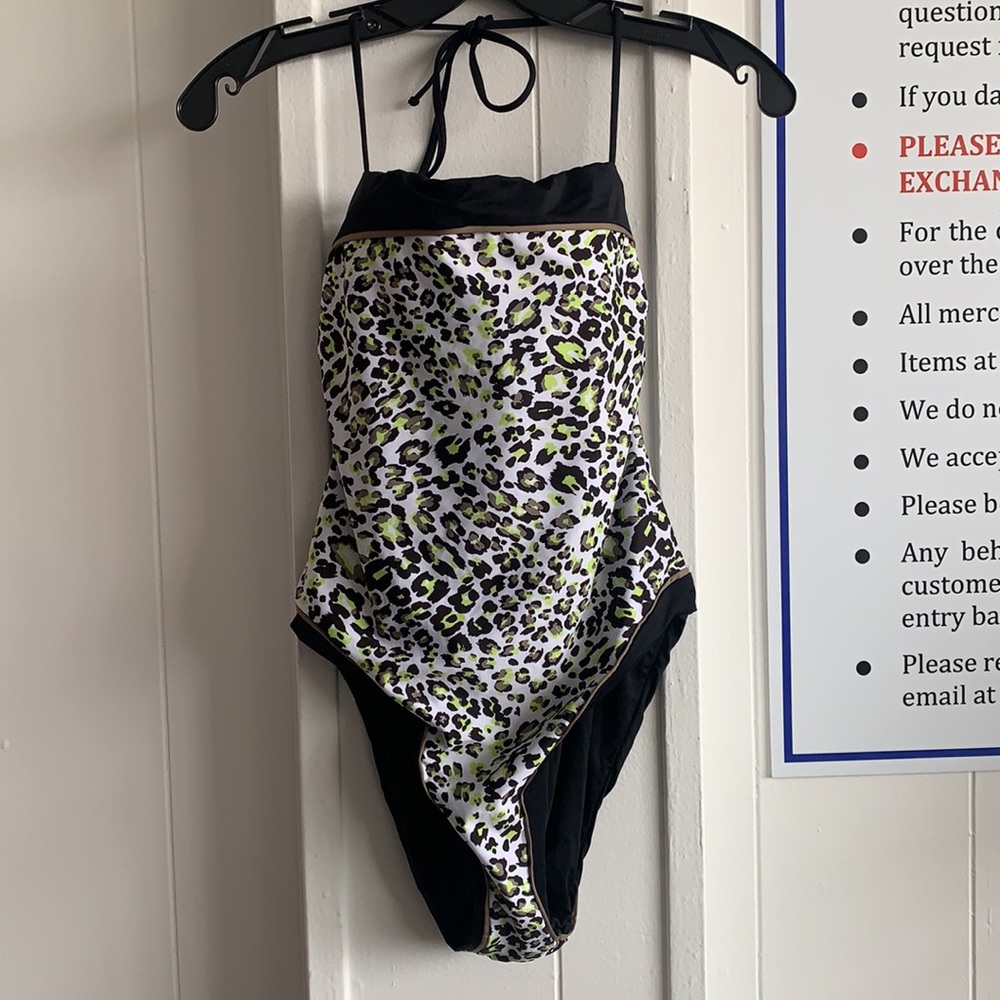 Soluna Leopard Print Bandeau One Piece Swimsuit - Picture 3 of 6